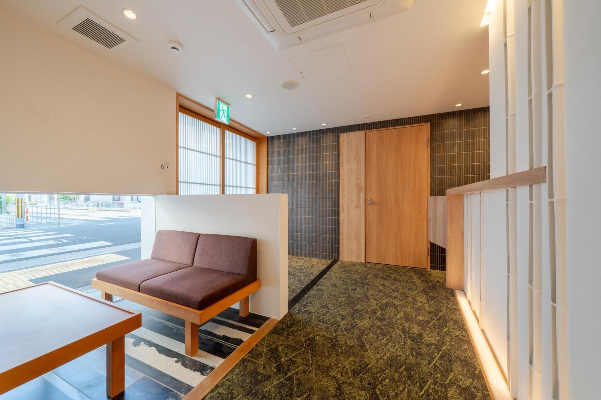 Resi Hachi Appartement *