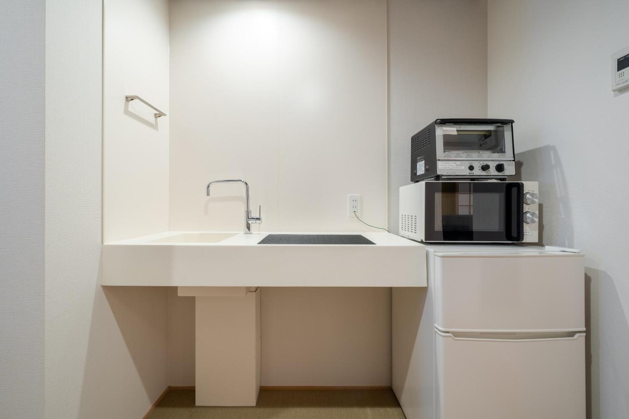 Resi Hachi Appartement *